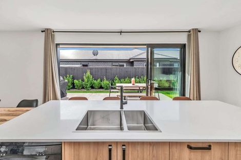 Photo of property in 15 Cedric Place, Darfield, 7510
