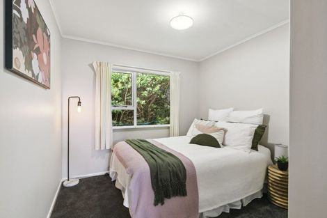 Photo of property in 12 Kinapori Terrace, Newlands, Wellington, 6037
