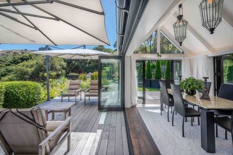 Photo of property in 6890 Christchurch Akaroa Road, Takamatua, 7581