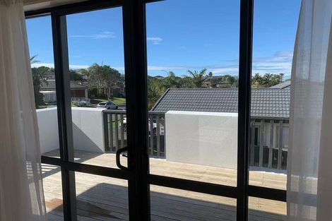 Photo of property in 3 Coventry Way, Long Bay, Auckland, 0630