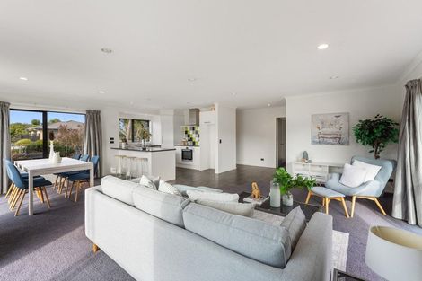 Photo of property in 10 Moy Place, Otaki, 5512