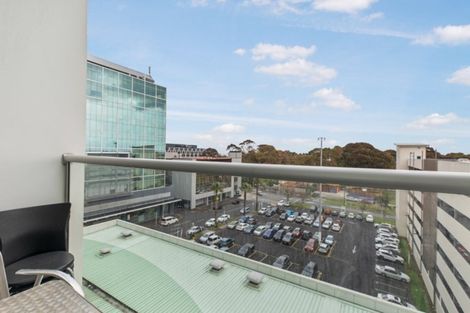Photo of property in Proximity Apartments, 501/17 Osterley Way, Manukau, Auckland, 2104