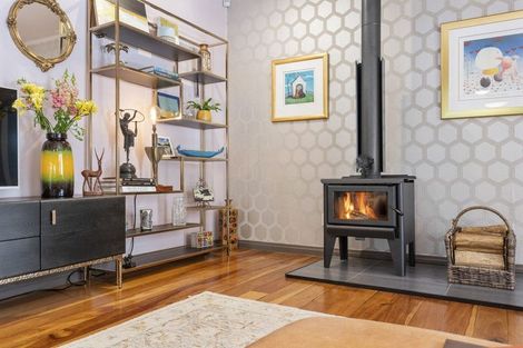 Photo of property in 324 Titirangi Road, Titirangi, Auckland, 0604