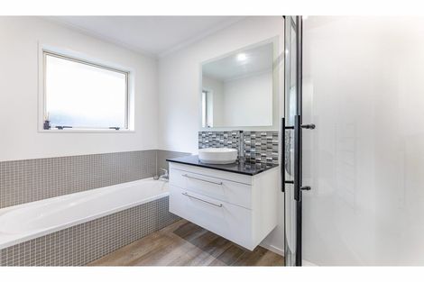 Photo of property in 2/36 Brittan Street, Linwood, Christchurch, 8011