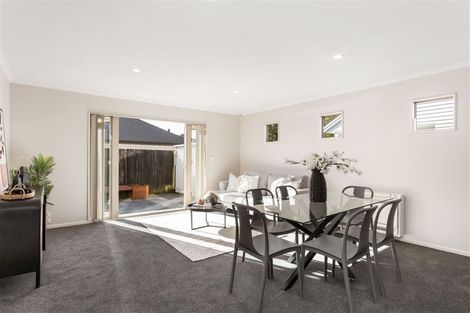 Photo of property in 18 Scarlet Lane, Redwood, Christchurch, 8051