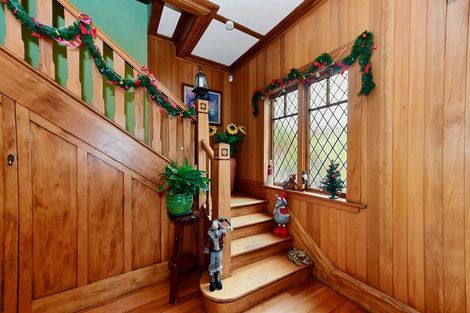 Photo of property in 69 Forest Lake Road, Forest Lake, Hamilton, 3200