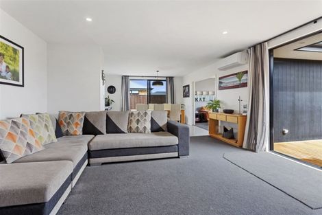 Photo of property in 12 Ruru Place, Oxford, 7430