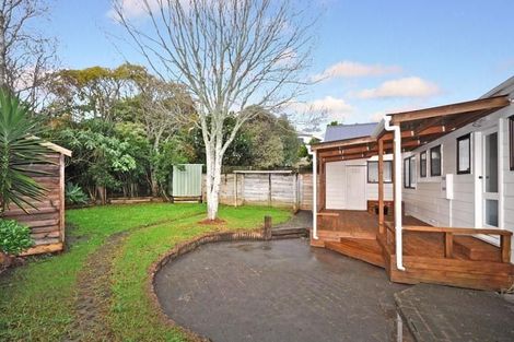 Photo of property in 6 Marendellas Drive, Bucklands Beach, Auckland, 2014