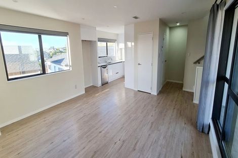 Photo of property in 46d Hart Road, Hauraki, Auckland, 0622