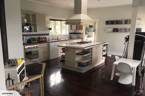 Photo of property in 93a Shaw Road, Oratia, Auckland, 0604