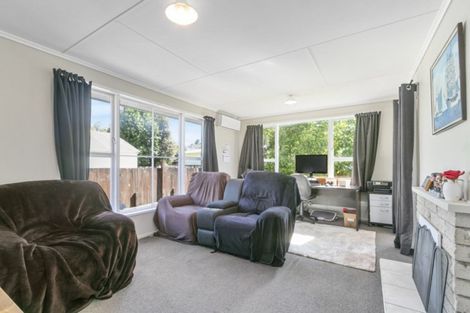 Photo of property in 6 Ngaturi Grove, Wainuiomata, Lower Hutt, 5014