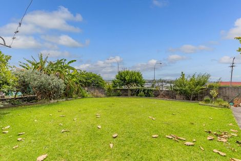 Photo of property in 177 Coronation Road, Hillcrest, Auckland, 0627