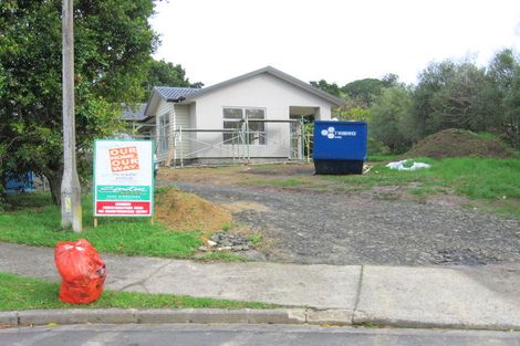 Photo of property in 11 Wainoni Heights, Greenhithe, Auckland, 0632