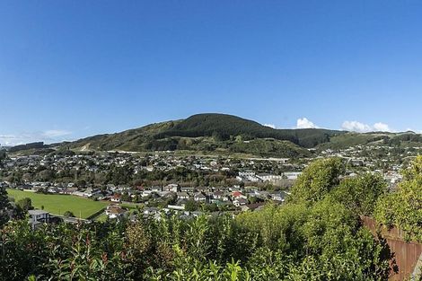 Photo of property in 20 Turriff Crescent, Tawa, Wellington, 5028