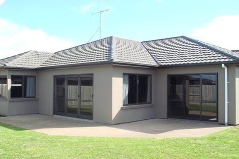 Photo of property in 6 Miers Glade, Rototuna North, Hamilton, 3210