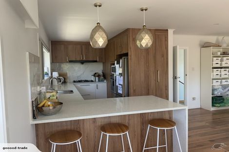 Photo of property in 49 Mayfair Crescent, Mairangi Bay, Auckland, 0630