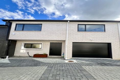 Photo of property in 71b Royal Road, Massey, Auckland, 0614