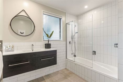 Photo of property in 4 Onepu Lane, Manly, Whangaparaoa, 0930