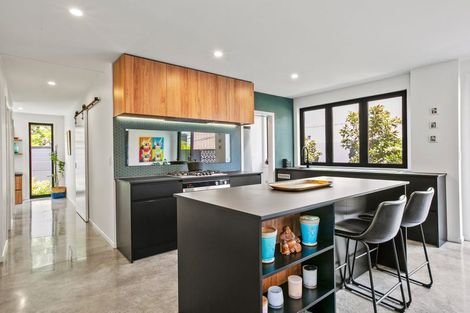 Photo of property in 58b Buller Street, New Plymouth, 4312
