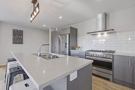 Photo of property in 22 Minerva Crescent, Woodend, 7610