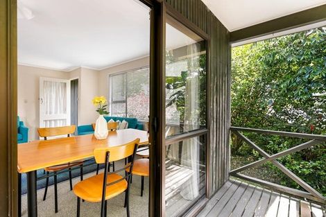 Photo of property in 2/111 Seymour Road, Sunnyvale, Auckland, 0612