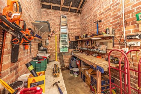 Photo of property in 21 Putiki Drive, Durie Hill, Whanganui, 4500