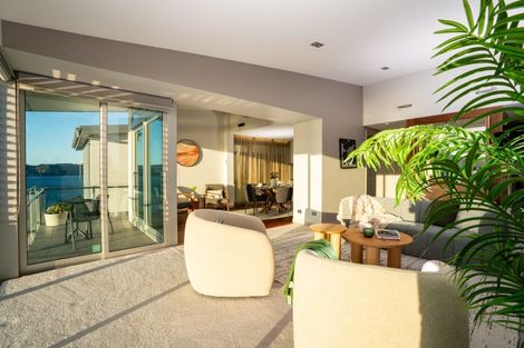 Photo of property in 26 The Crescent, Roseneath, Wellington, 6011