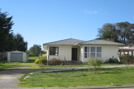 Photo of property in 12 Tamumu Road, Waipawa, 4210