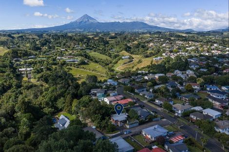 Photo of property in 50a Woodleigh Street, Frankleigh Park, New Plymouth, 4310