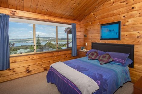 Photo of property in 78 West View Crescent, Onerahi, Whangarei, 0110