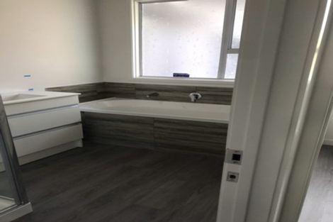 Photo of property in 1/59a Quinns Road, Shirley, Christchurch, 8013