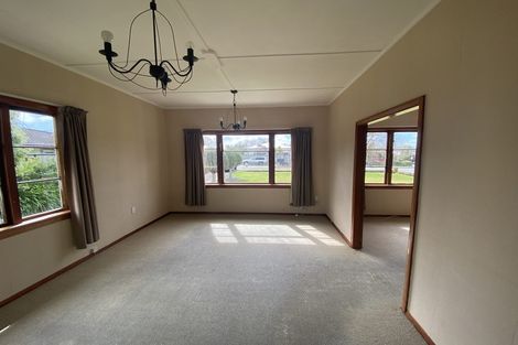 Photo of property in 3 Edward Street, Dannevirke, 4930