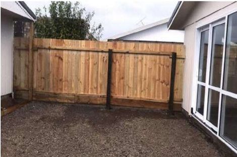 Photo of property in 18a Gibbons Road, Weymouth, Auckland, 2103