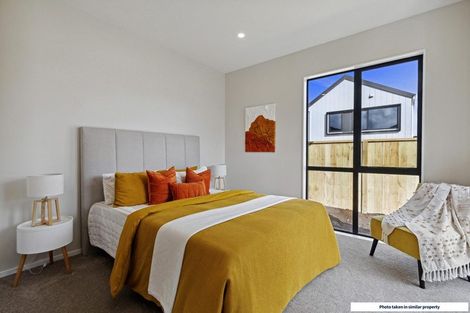 Photo of property in 29 Paretao Street, Massey, Auckland, 0614