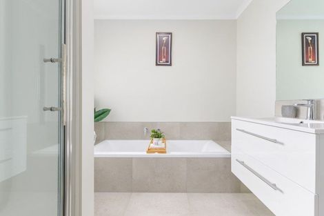 Photo of property in 17 Branca Close, Fitzroy, Hamilton, 3206
