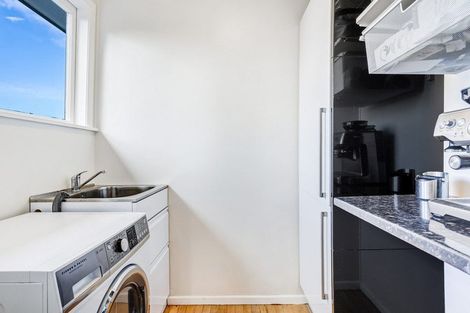 Photo of property in 1/73 Verbena Road, Birkdale, Auckland, 0626