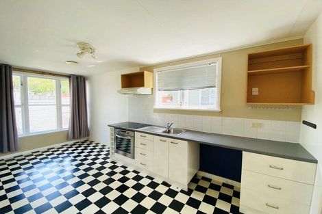 Photo of property in 24 Line Road, Glen Innes, Auckland, 1072