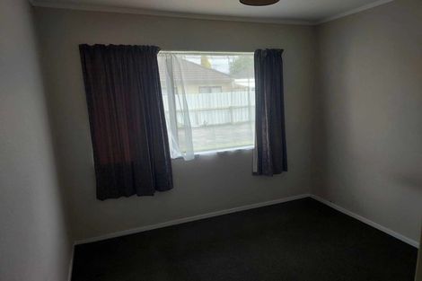 Photo of property in 2/29 Waterview Road West, Takanini, 2112