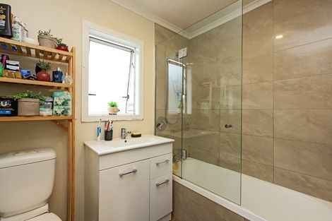 Photo of property in 18 Arklow Place, Flaxmere, Hastings, 4120