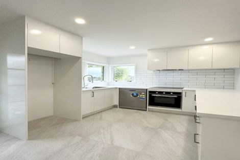 Photo of property in 1/97 Archers Road, Hillcrest, Auckland, 0629
