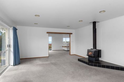 Photo of property in 24 Boeing Road, Onerahi, Whangarei, 0110