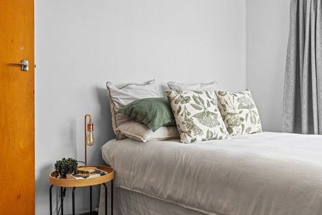 Photo of property in 6 Omori Place, Castlecliff, Whanganui, 4501