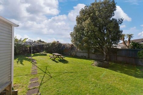 Photo of property in 6 Beeston Crescent, Manurewa, Auckland, 2102