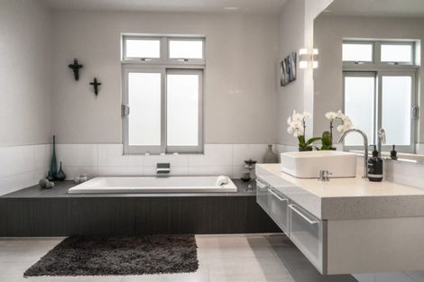 Photo of property in 18 Sheriff Place, Riverlea, Hamilton, 3216