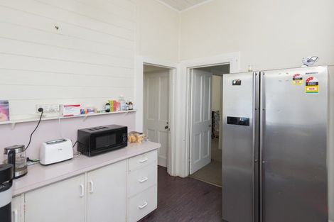 Photo of property in 402 Aberdeen Road, Gisborne, 4010