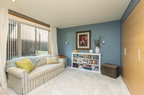 Photo of property in 3/5 Tanner Street, Havelock North, 4130