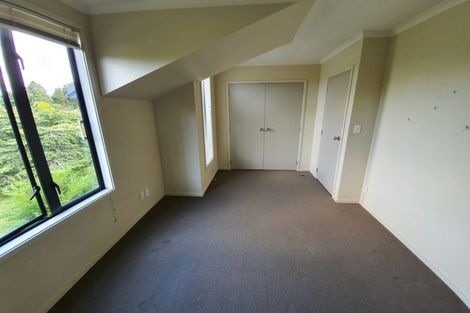 Photo of property in 36 Verdale Circle, Glen Eden, Auckland, 0602