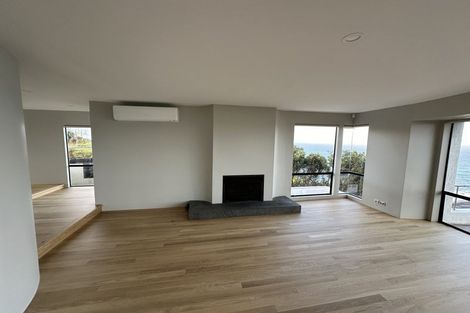 Photo of property in 19 Ngatira Road, Muriwai, Waimauku, 0881