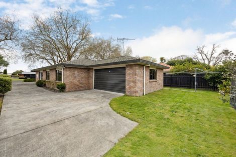 Photo of property in 111 Hall Street, Cambridge, 3434