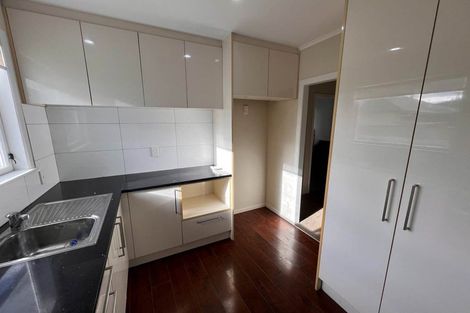 Photo of property in 6 Braeburn Place, Takanini, 2112